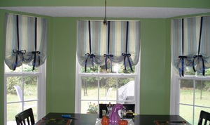 Стили оформления и цветовые оттенки штор на кухню
